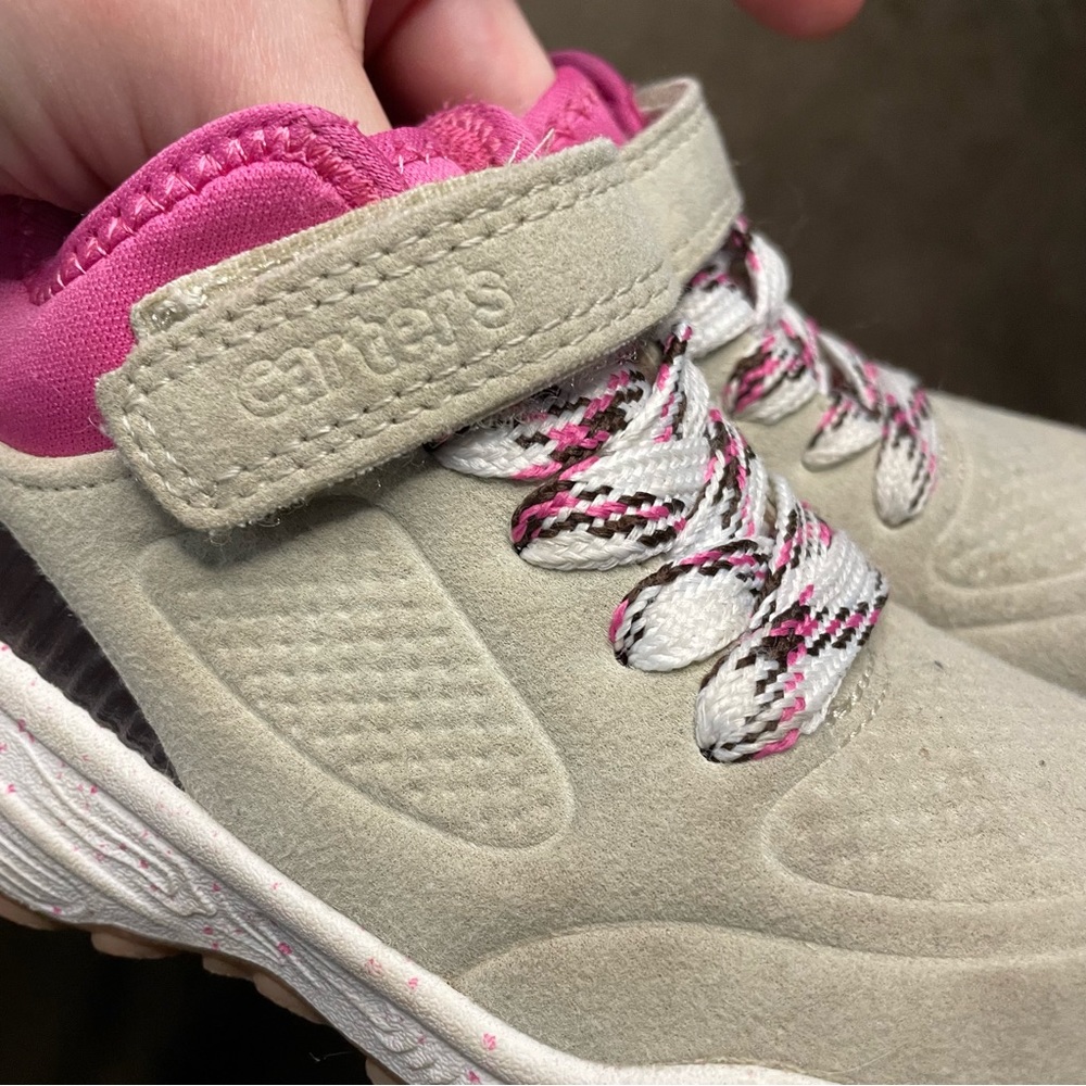 Carter’s High Top Velcro Sneakers little girls 9 - Picture 7 of 8